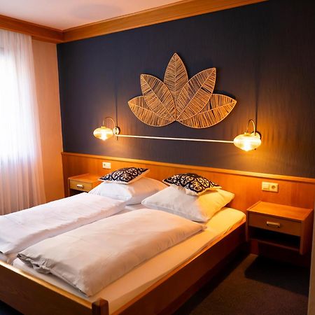 Hotel Guelser Weinstube Coblence Extérieur photo