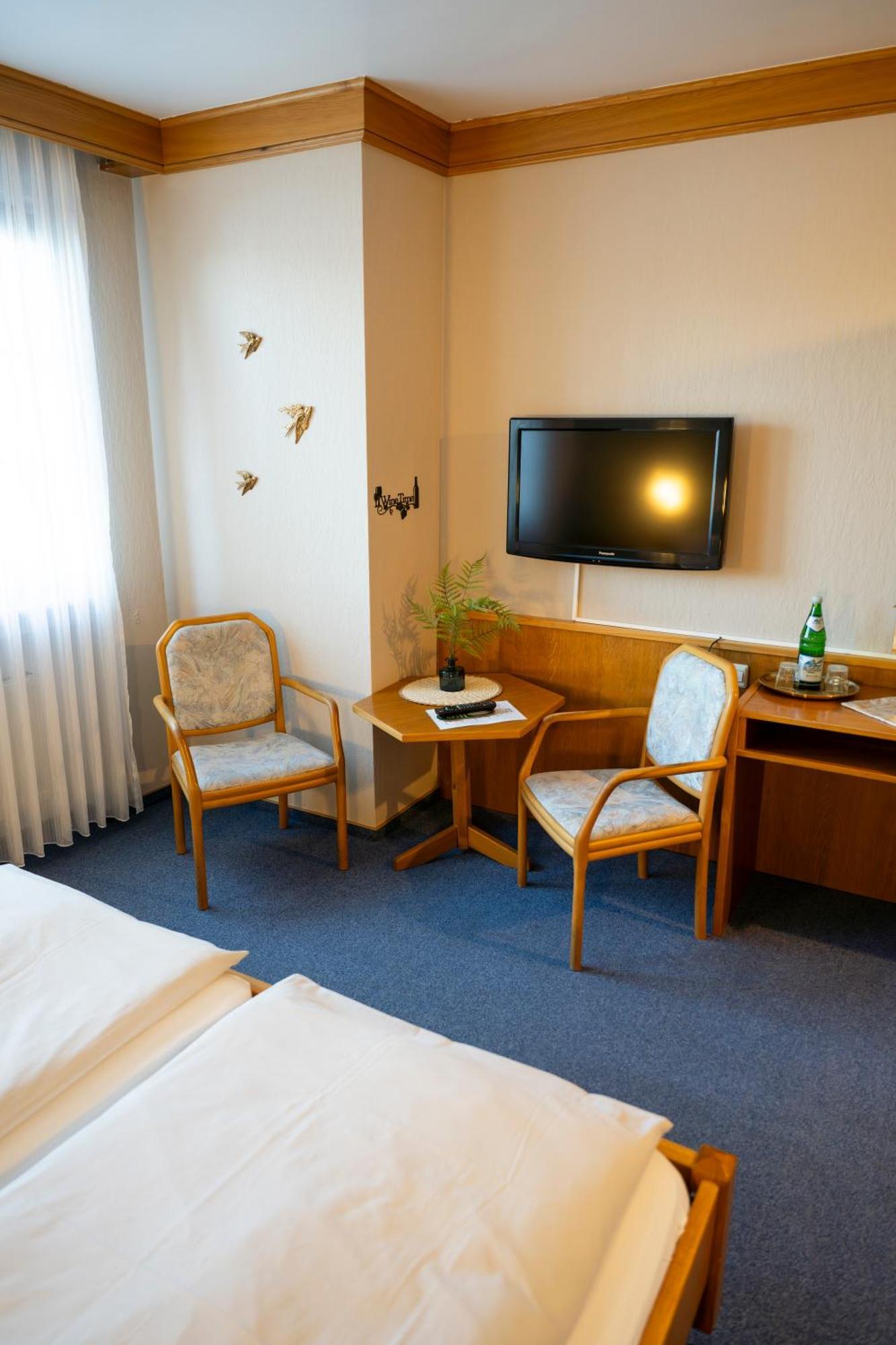 Hotel Guelser Weinstube Coblence Extérieur photo