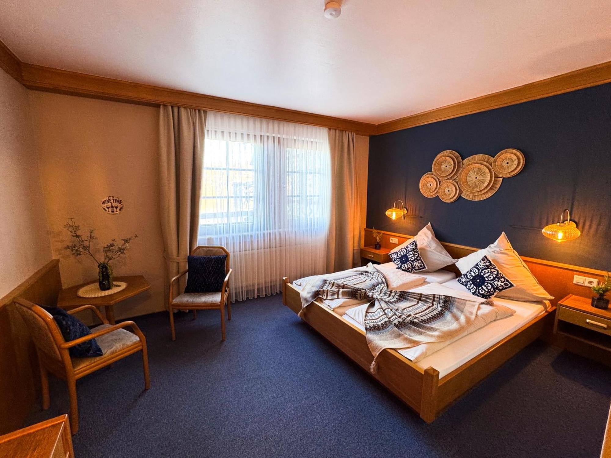 Hotel Guelser Weinstube Coblence Extérieur photo