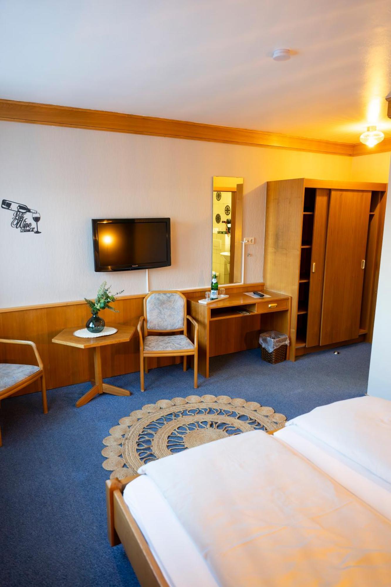 Hotel Guelser Weinstube Coblence Extérieur photo