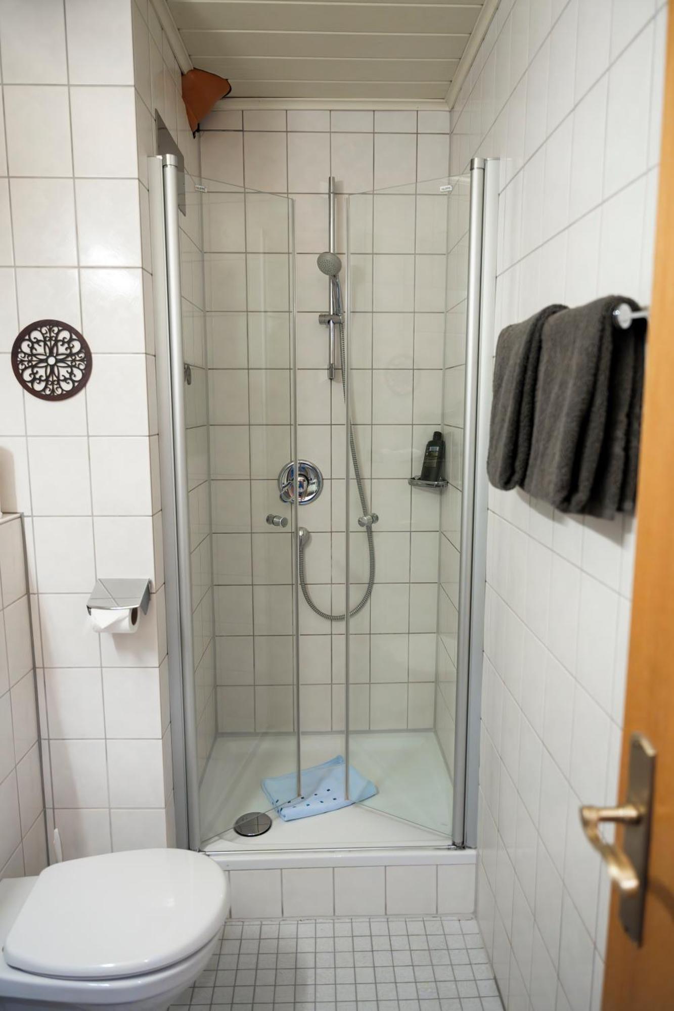 Hotel Guelser Weinstube Coblence Extérieur photo